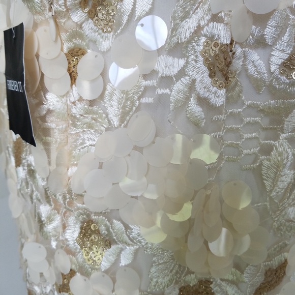 Forever 21 Gold Sequins Dress size Small - Picture 5 of 8